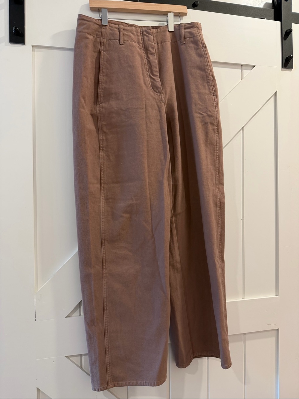 Aritzia Trousers in Dusty Purple